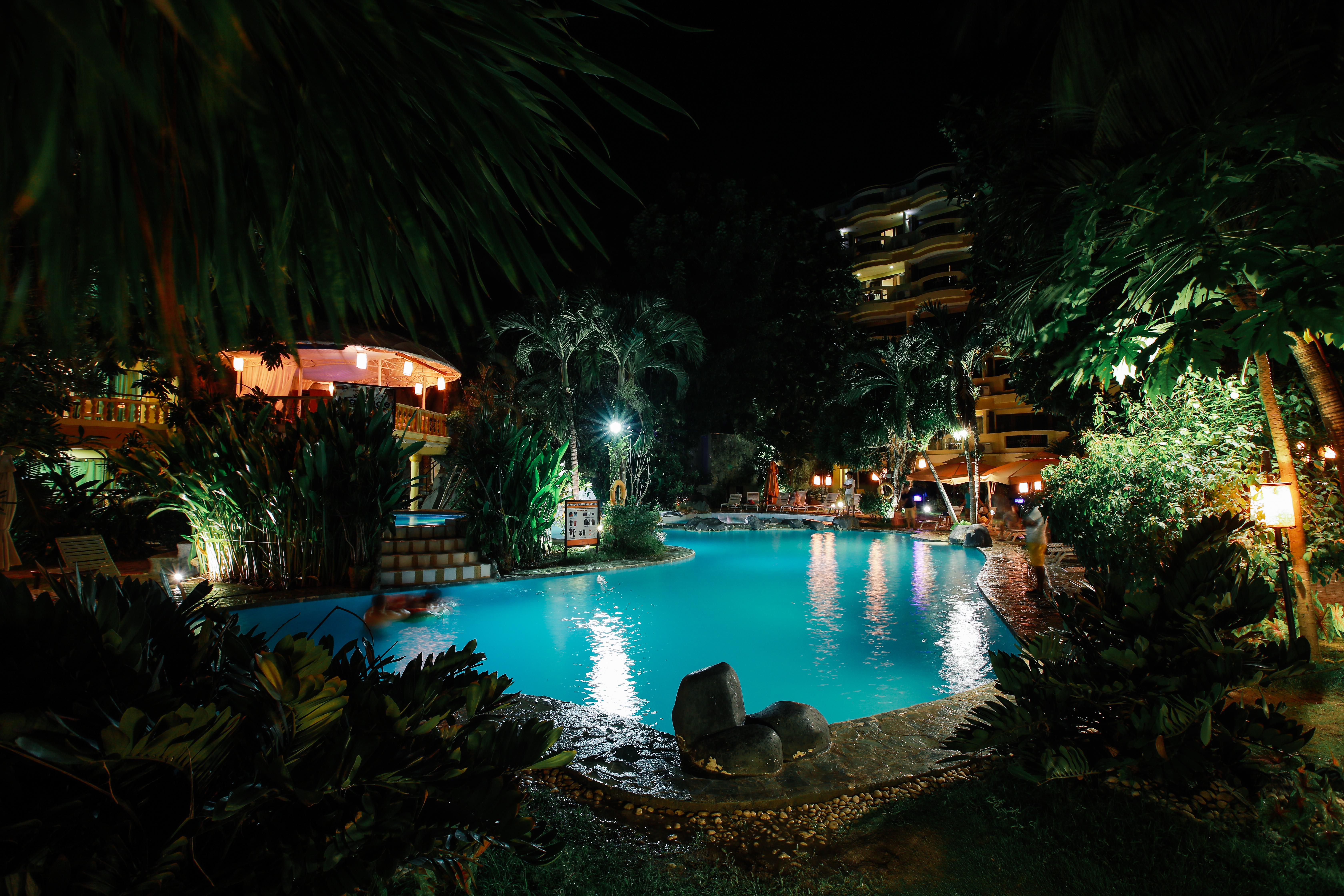 Paradise Garden Resort Hotel&Convention Center Manoc-Manoc Exterior foto